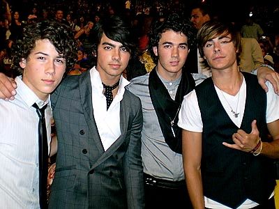 jonas_brothers03_ad.jpg